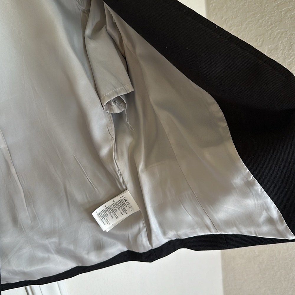 HM Jacket - Picture 6 of 8